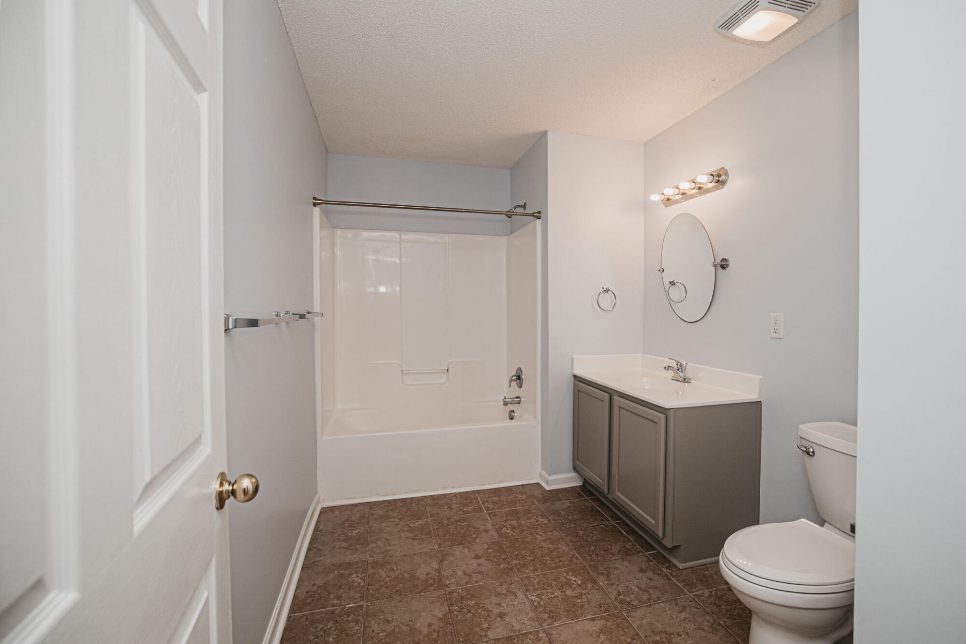 2956 Bobo Road Photo 8