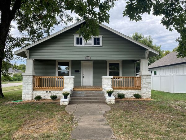 328 S Hickory Street , Sapulpa, OK 74066