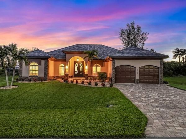3810 SW 19th PL , CAPE CORAL, FL 33914