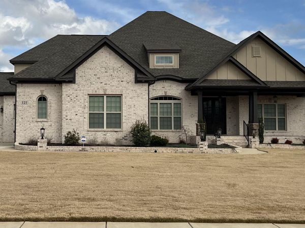 19 Bluff Creek, Huntsville, AL 35803