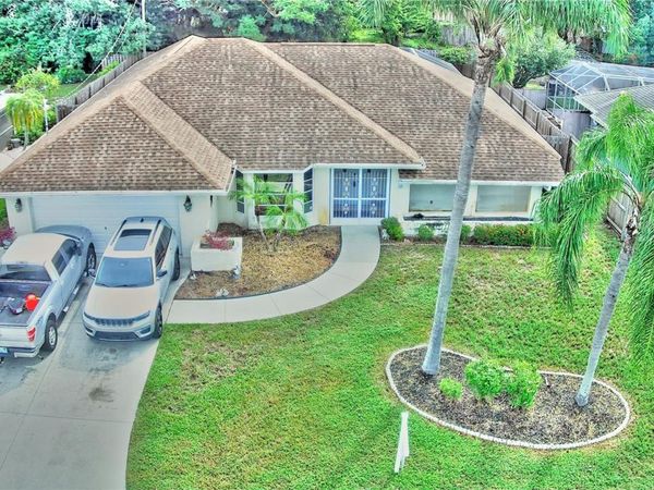 274 LORRAINE AVENUE, VENICE, FL 34293