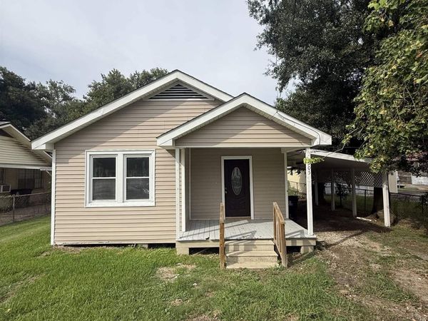 905 Mississippi St, Donaldsonville, LA 70346