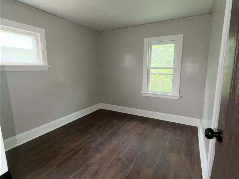 9400 Orleans Avenue, Cleveland, OH 44105 Photo 11