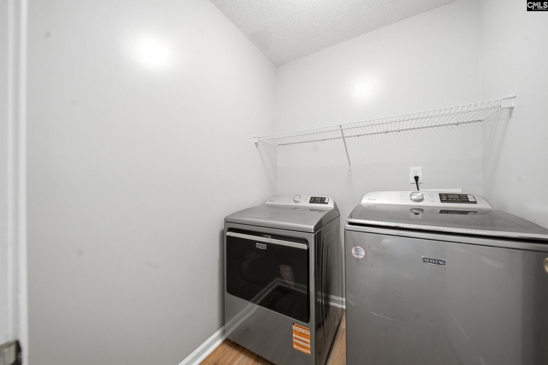 317 Denman Loop  Photo 10
