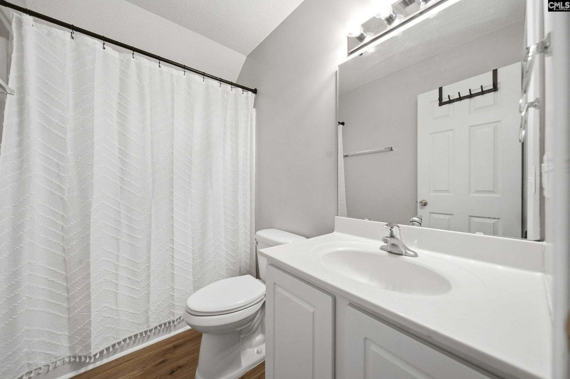 317 Denman Loop  Photo 19
