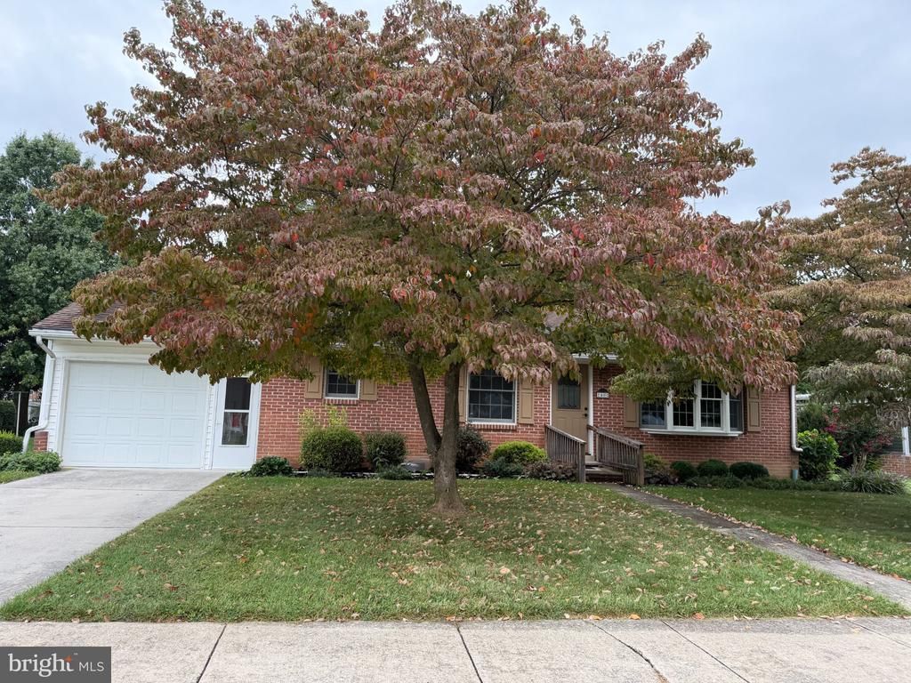 40 MARYLAND AVENUE , LITTLESTOWN, PA 17340
