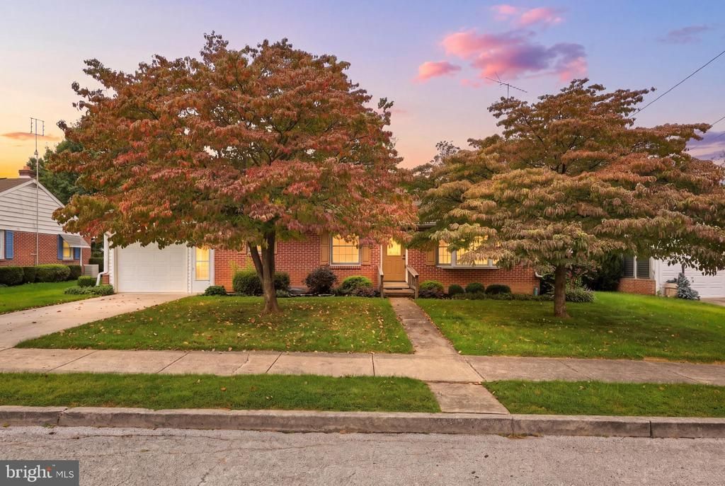 40 MARYLAND AVENUE, LITTLESTOWN, PA 17340