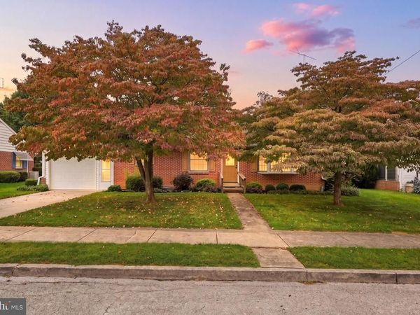 40 MARYLAND AVENUE, LITTLESTOWN, PA 17340