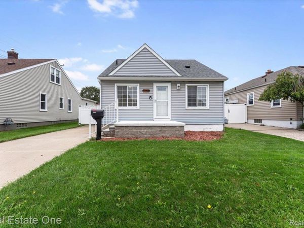 1136 10th Street, Wyandotte, Mi 48192