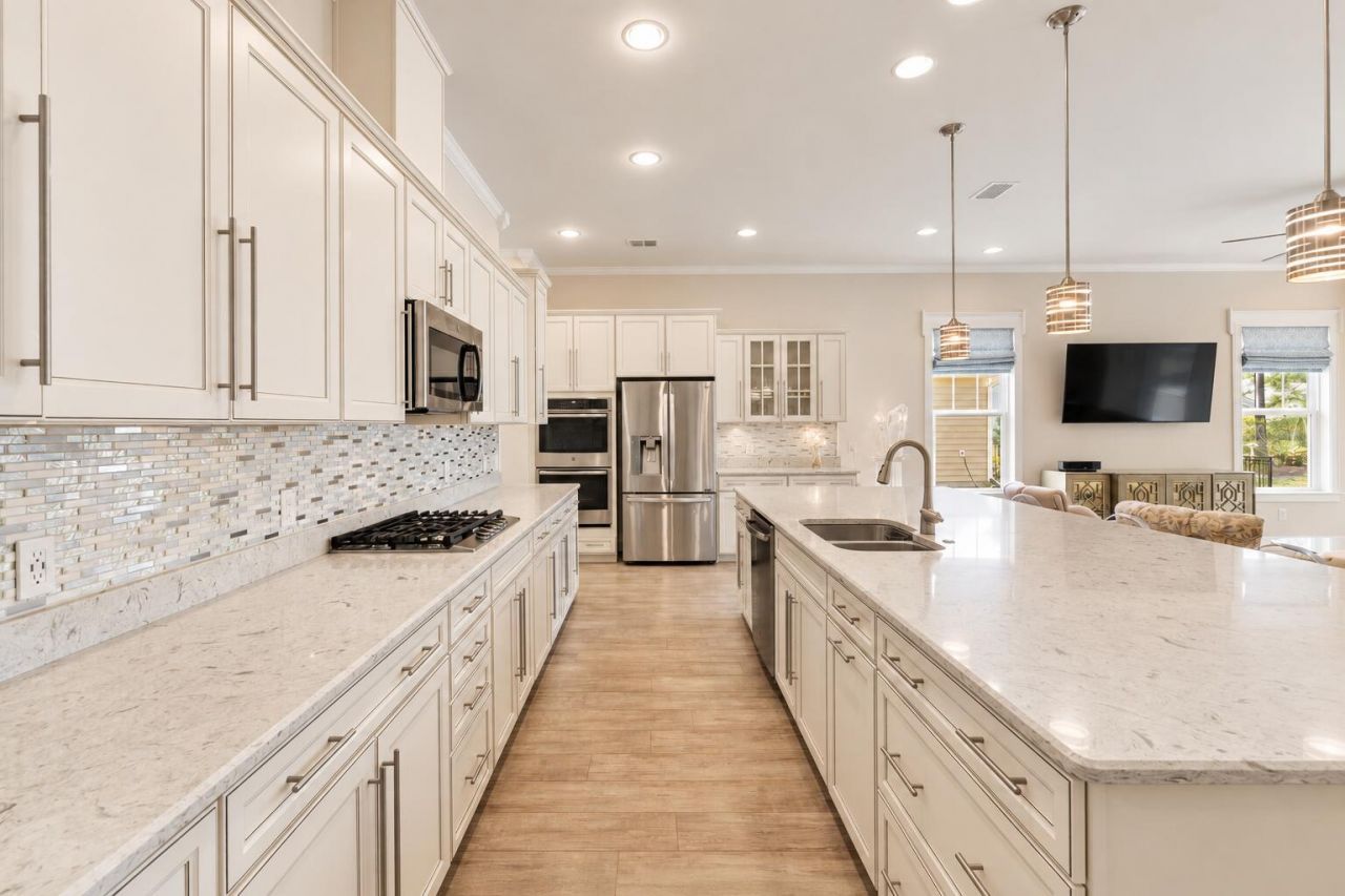 497 Four Seasons Boulevard Photo 12