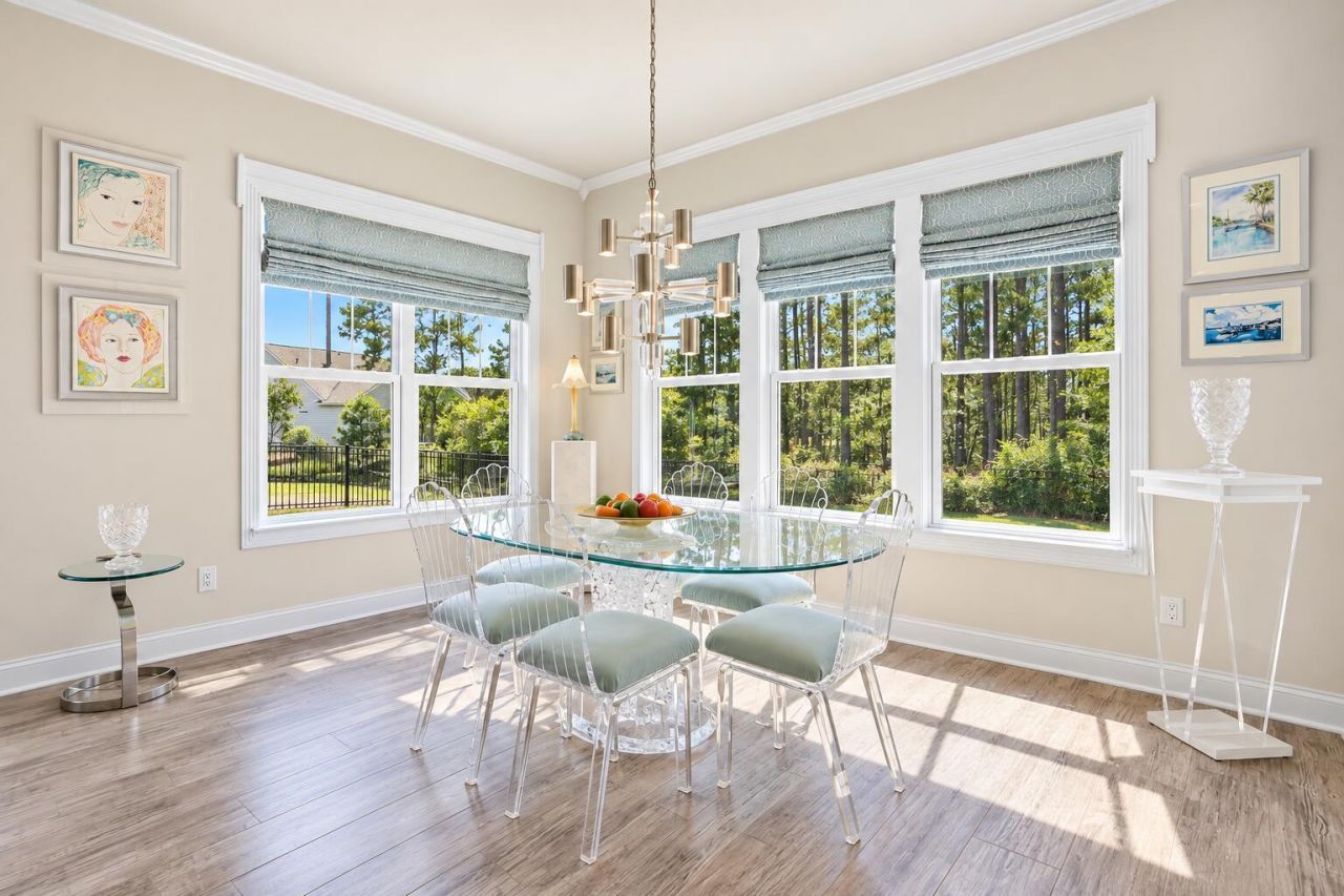 497 Four Seasons Boulevard Photo 19