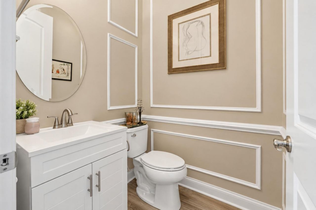 497 Four Seasons Boulevard Photo 30