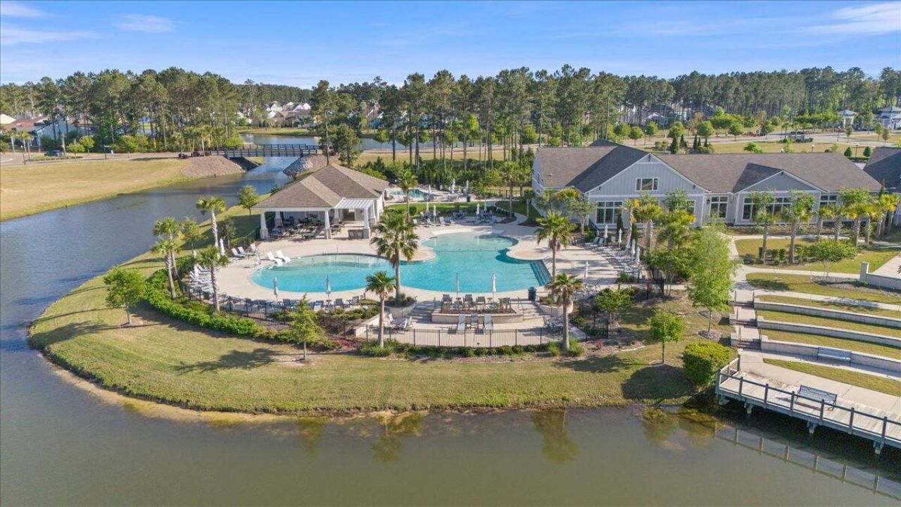 497 Four Seasons Boulevard Photo 47