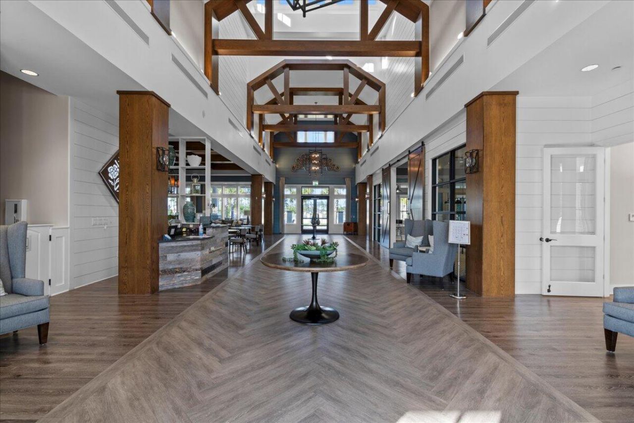 497 Four Seasons Boulevard Photo 56