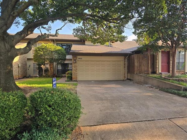 2022 Brookside Drive, Grapevine, TX 76051