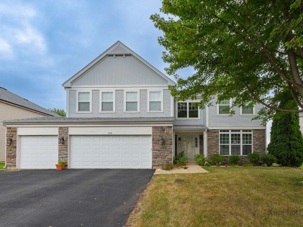 1512 Parkside Drive , Bolingbrook, IL 60490