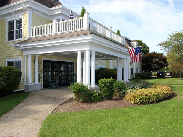 601 Route 28, Unit APT 102, Harwich Port, MA 02646