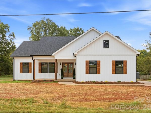 3733 US 70 Highway, Claremont, NC 28610