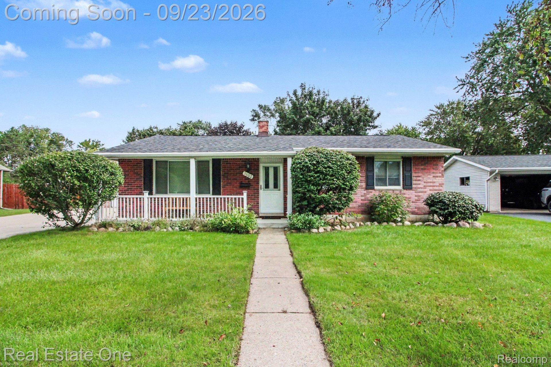 3602 Percy King Road, Waterford Township, Mi 48329 Main Photo