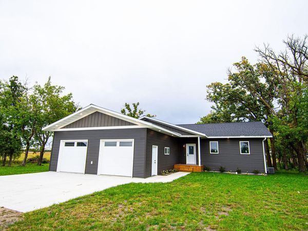 4341 State Hwy 11, Karlstad, MN 56732
