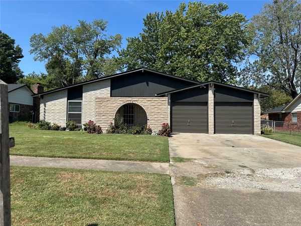601 Queens Road , Muskogee, OK 74403