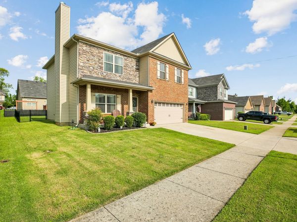 1031 Harper Dean Way , Gallatin, TN 37066
