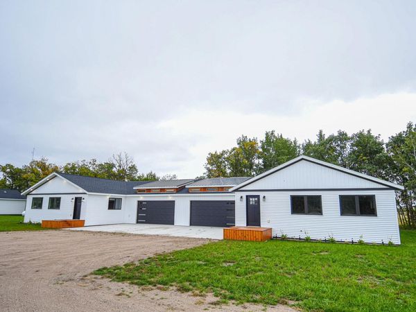 4363B State Hwy 11, Karlstad, MN 56732