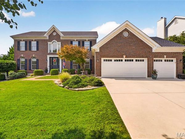 947 Crown Pointe Estates Drive , Wildwood, MO 63021