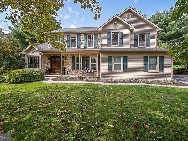 19 ONEIDA COURT, CHESTER SPRINGS, PA 19425