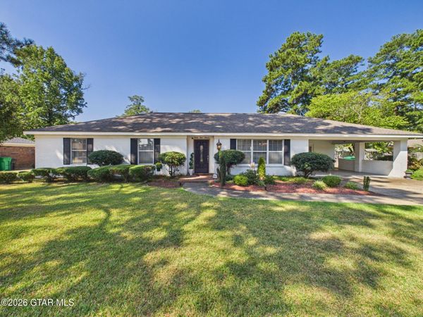 3411 Camellia Circle, Columbus, MS 39705