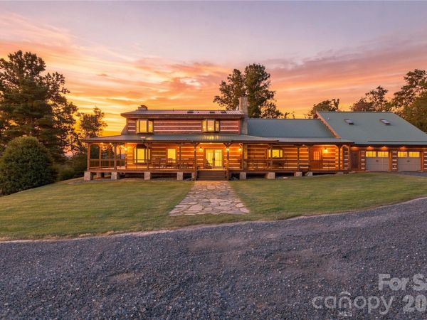 237 Murdock Road, Bakersville, NC 28705