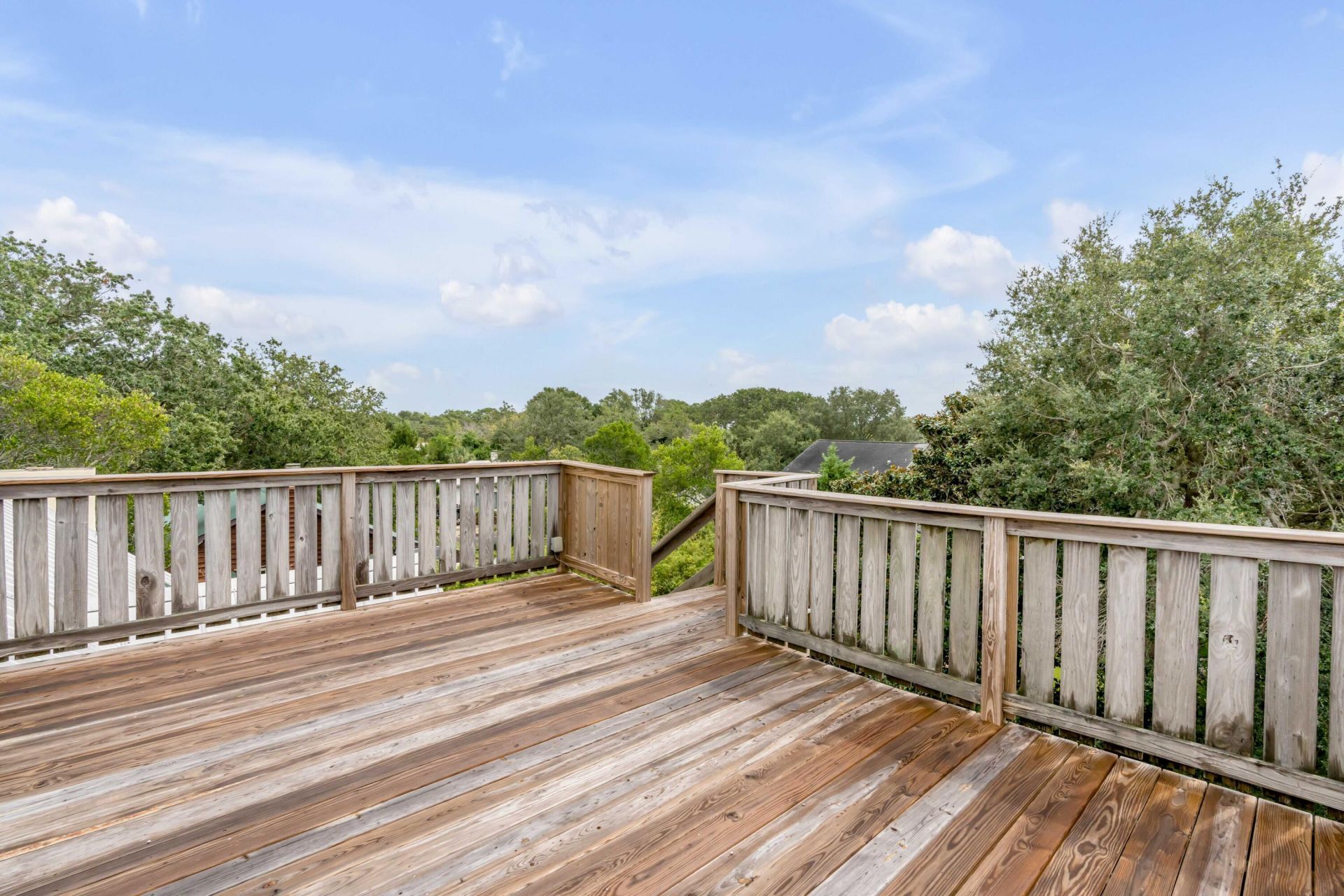 1655 Middle Street Photo 32