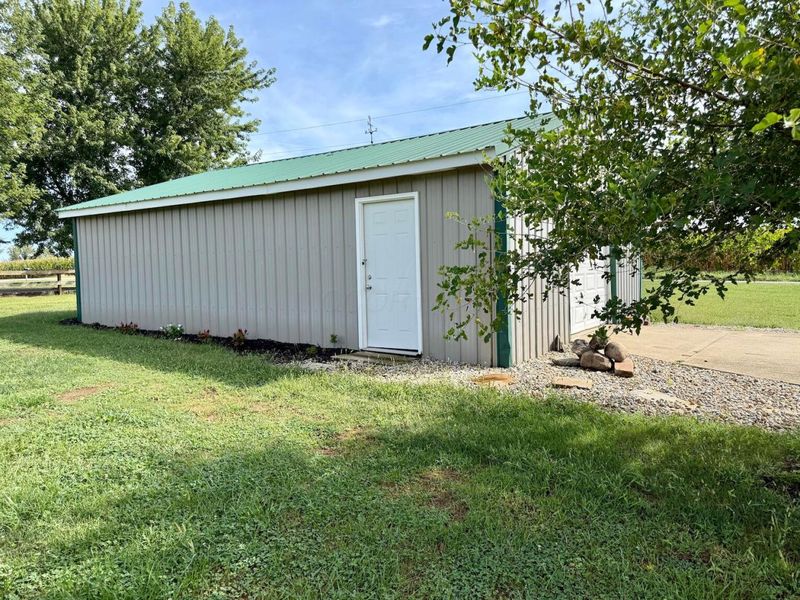 593 Clark Lane, Frankfort, OH 45628 Photo 4