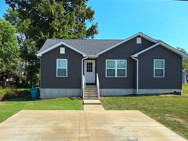 34 S Olive Street, Sullivan, MO 63080