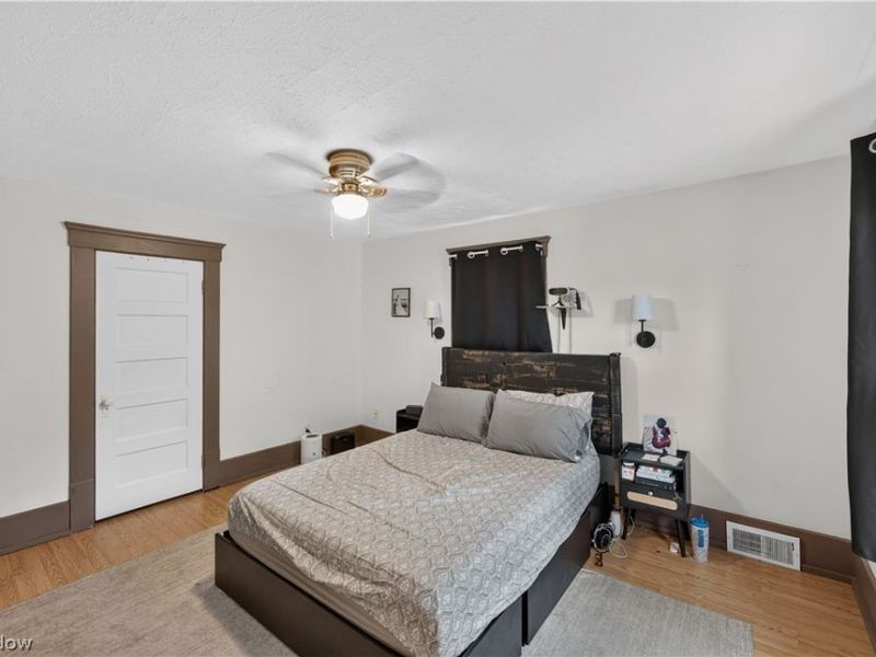 728 Wall Street, Akron, OH 44310 Photo 17