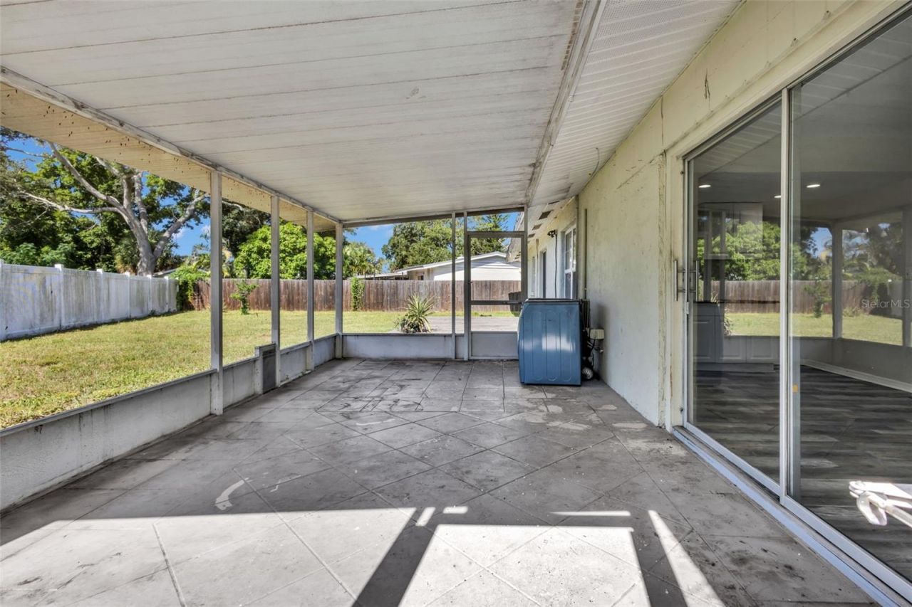 246 Magellan Drive, Sarasota, FL 34243 Photo