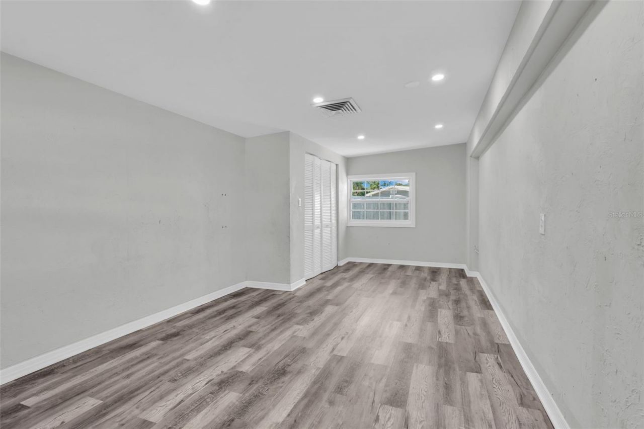 246 Magellan Drive, Sarasota, FL 34243 Photo
