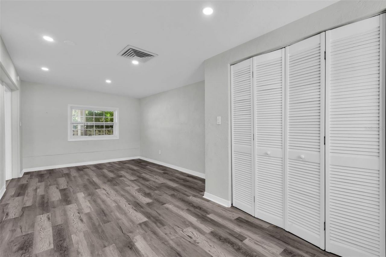 246 Magellan Drive, Sarasota, FL 34243 Photo