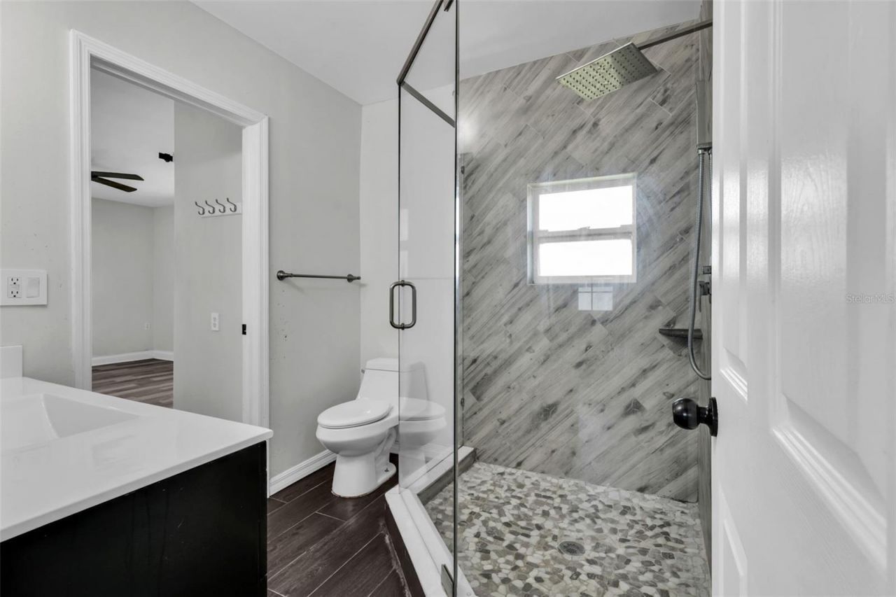 246 Magellan Drive, Sarasota, FL 34243 Photo