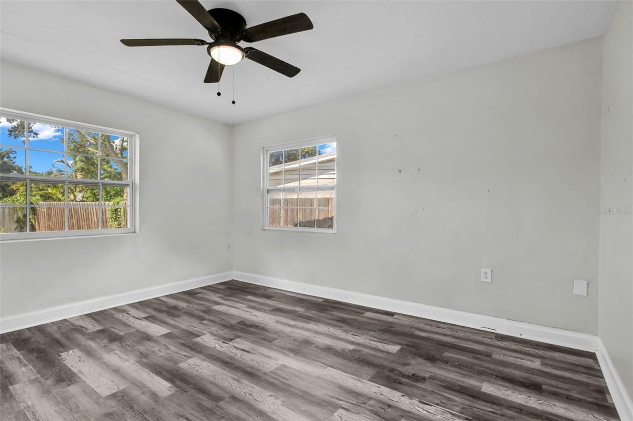 246 Magellan Drive, Sarasota, FL 34243 Photo