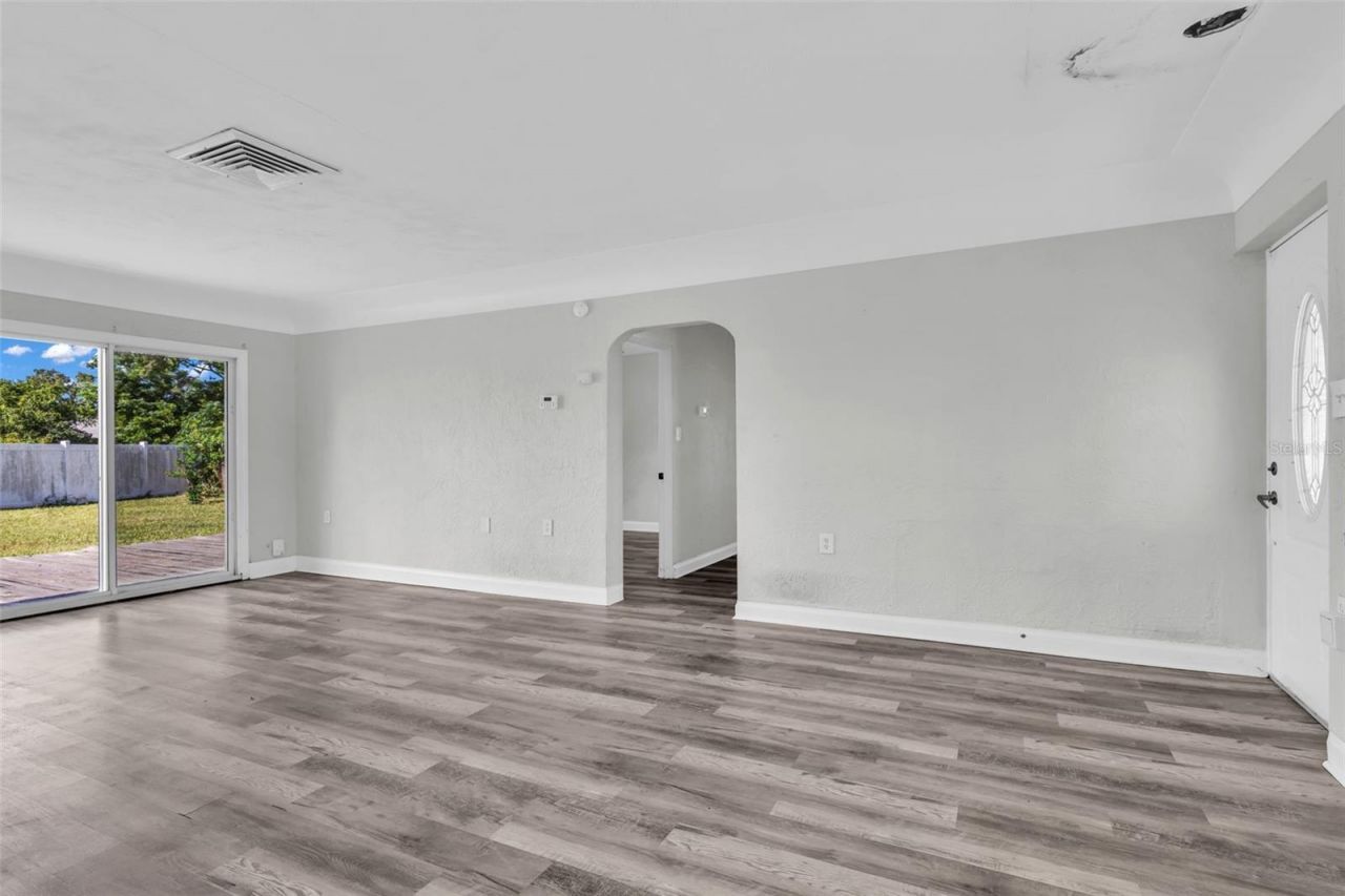 246 Magellan Drive, Sarasota, FL 34243 Photo