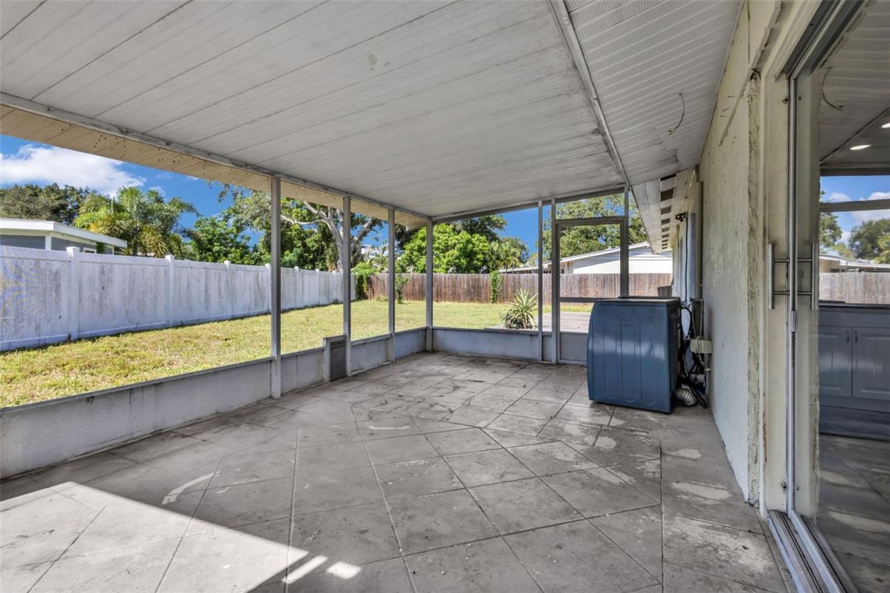 246 Magellan Drive, Sarasota, FL 34243 Photo