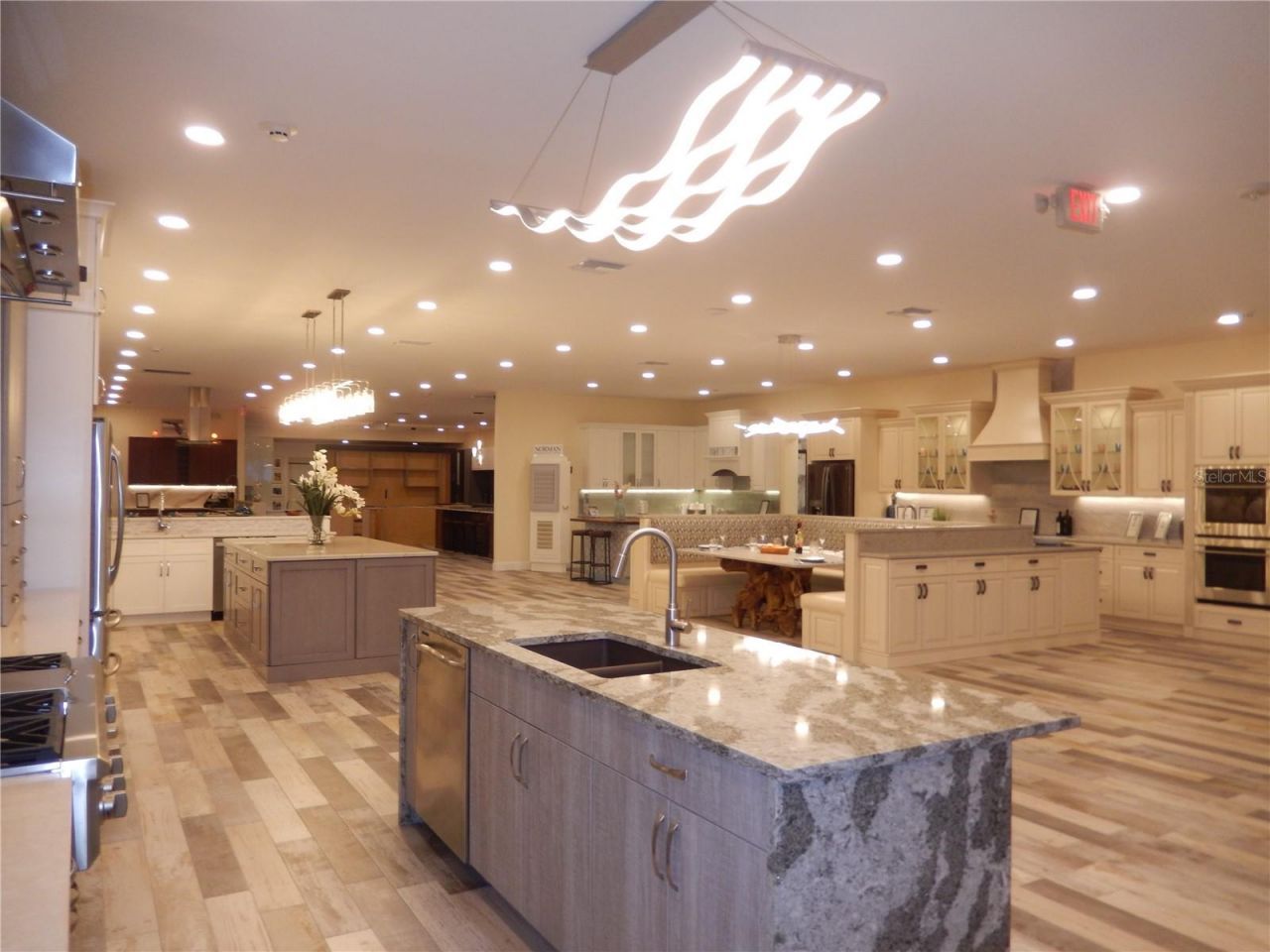 2015 Cattlemen Road , Sarasota, FL 34232 Photo