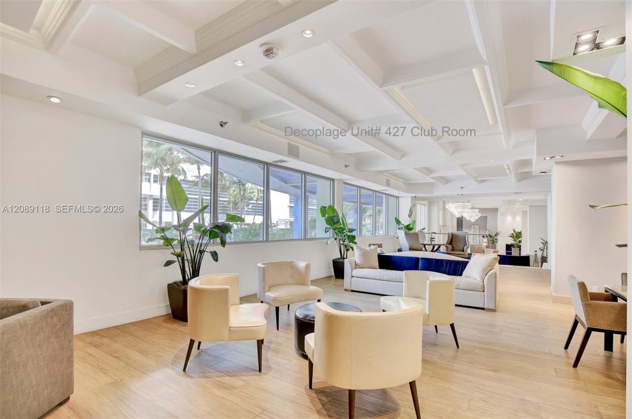 100 Lincoln Rd , Unit 427, Miami Beach, FL 33139 Photo