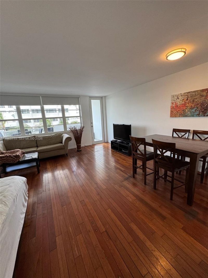 100 Lincoln Rd , Unit 427, Miami Beach, FL 33139 Photo