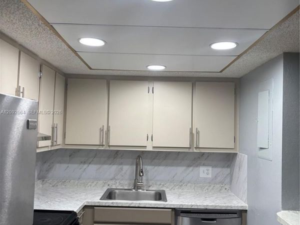 5550 NW 44th St , Unit 312B, Lauderhill, FL 33319