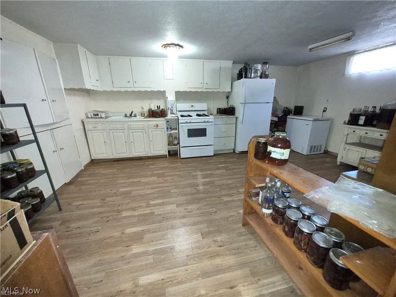 3150 Jeanne Drive, Parma, OH 44134 Photo 11