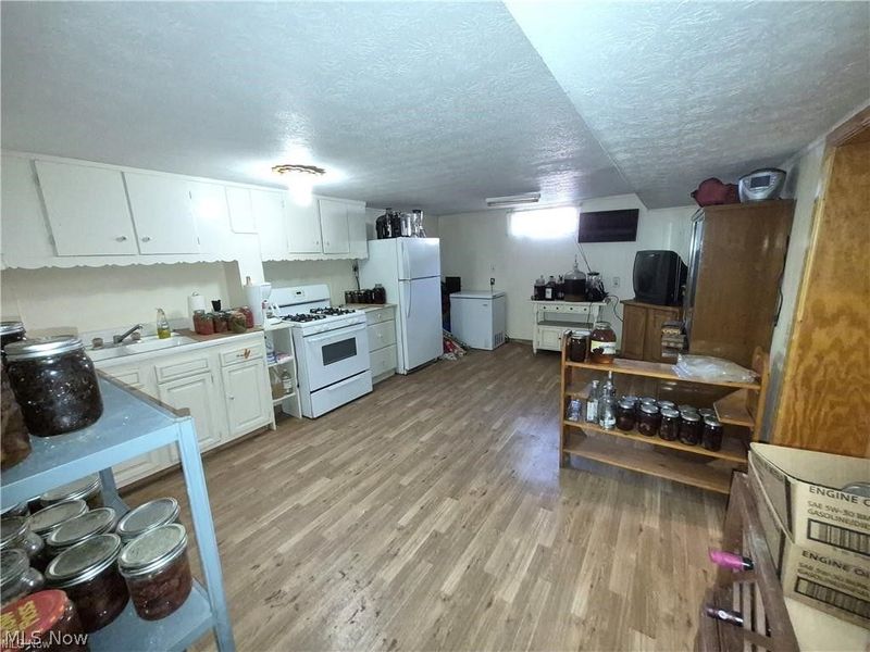 3150 Jeanne Drive, Parma, OH 44134 Photo 12