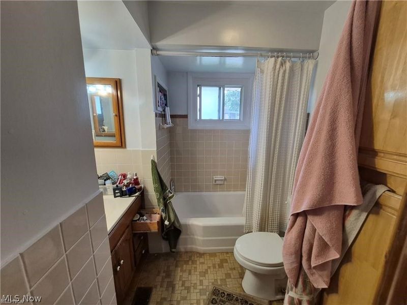 3150 Jeanne Drive, Parma, OH 44134 Photo 9