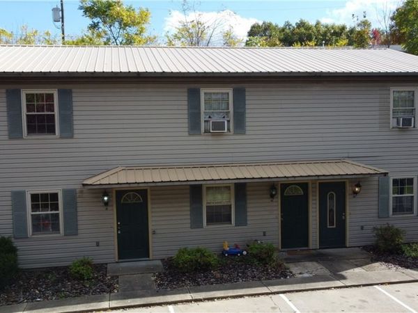 8 Sunrise Drive, Cambridge, OH 43725